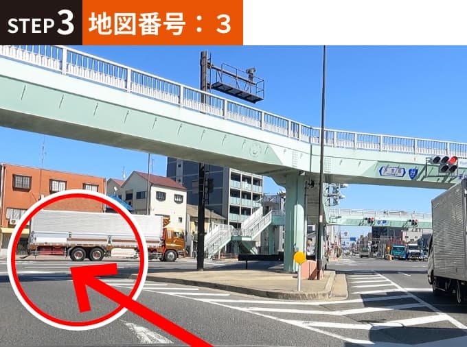 杭全交差点(左折後は右レーンへ)